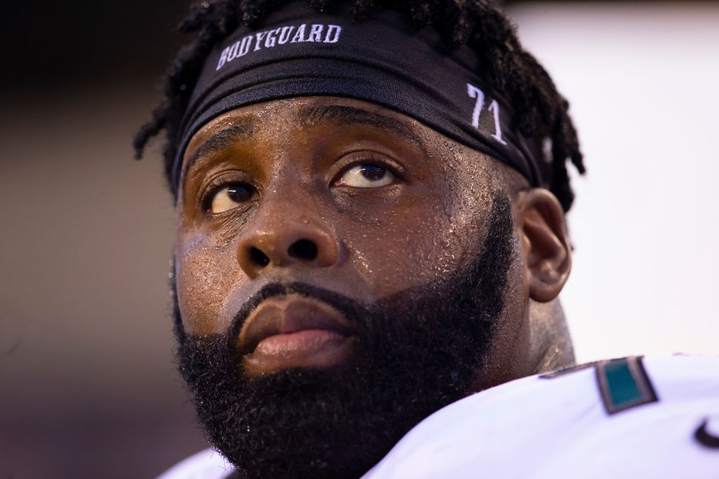 Seahawks sign 41-year-old Jason Peters