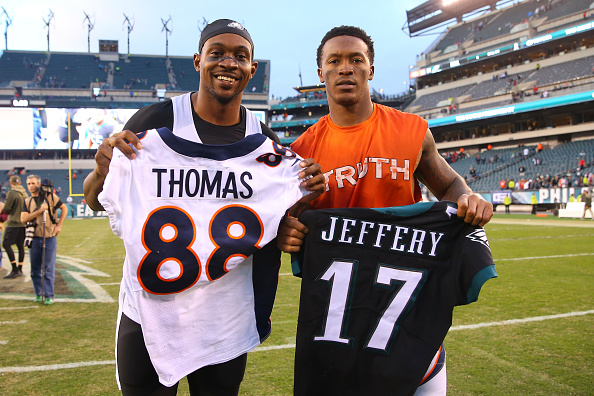 Demaryius Thomas shares wisdom with Georgia Tech receivers