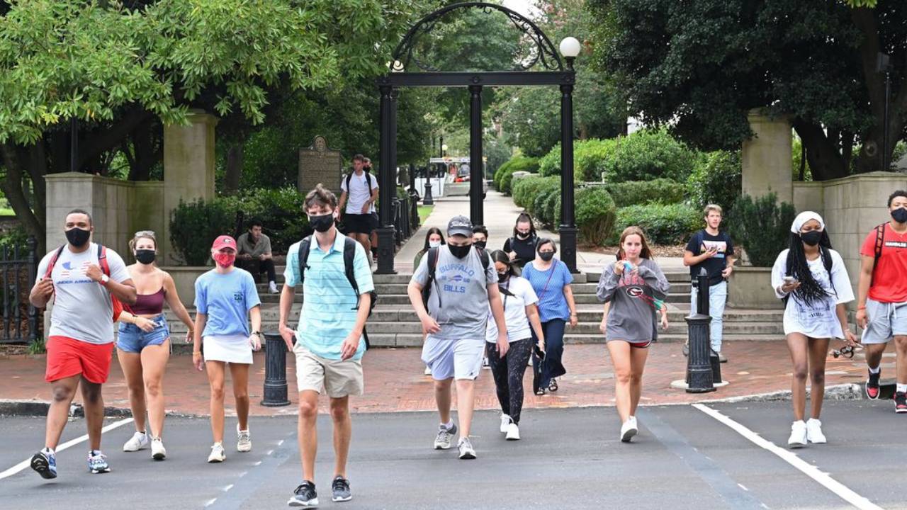 UGA reports over 1,400 new cases of COVID19 on campus this week WSB