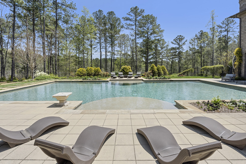 Chipper Jones Lists Big Atlanta Mansion for $15 Million –