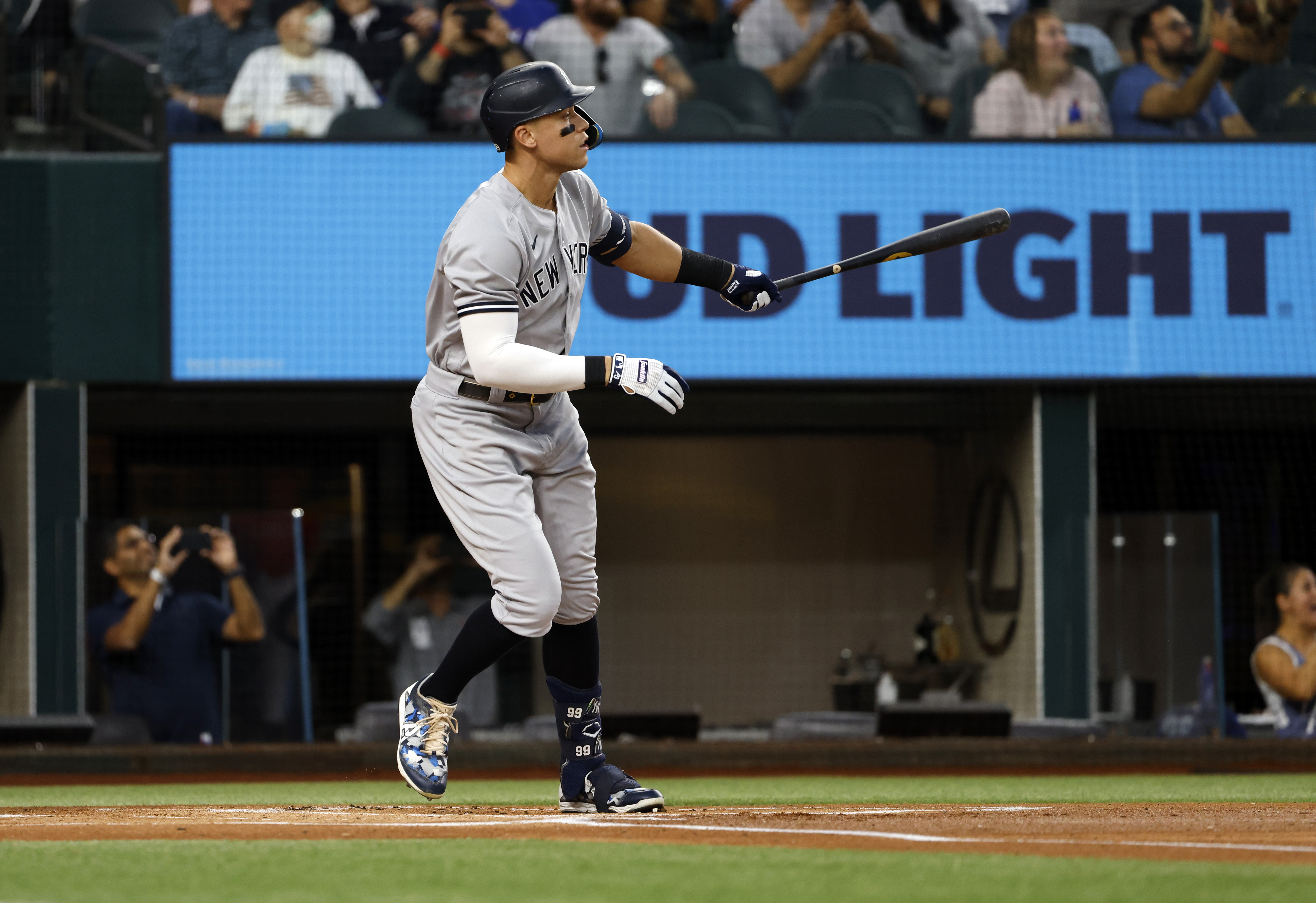 The Yankees are desperate for Aaron Judge to hit home run no. 62