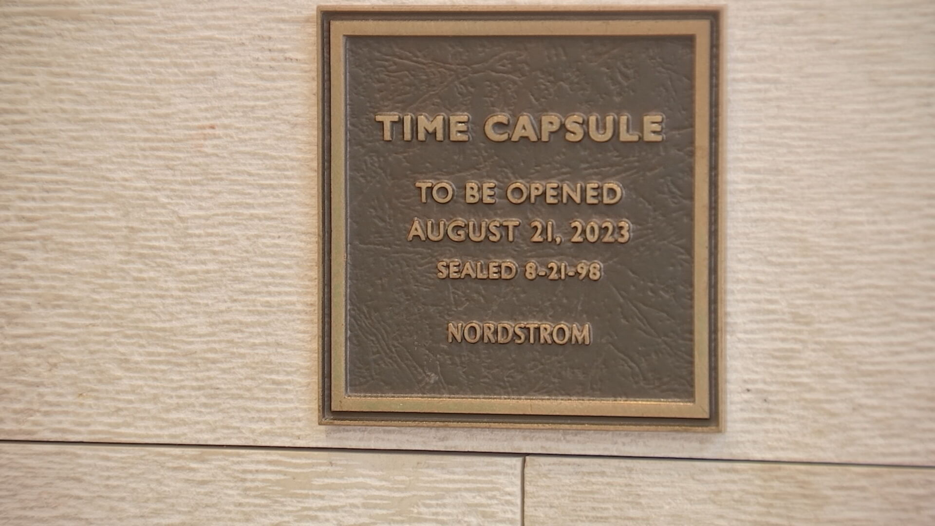 Nordstrom opens 25-year 'time capsule.' See what's inside