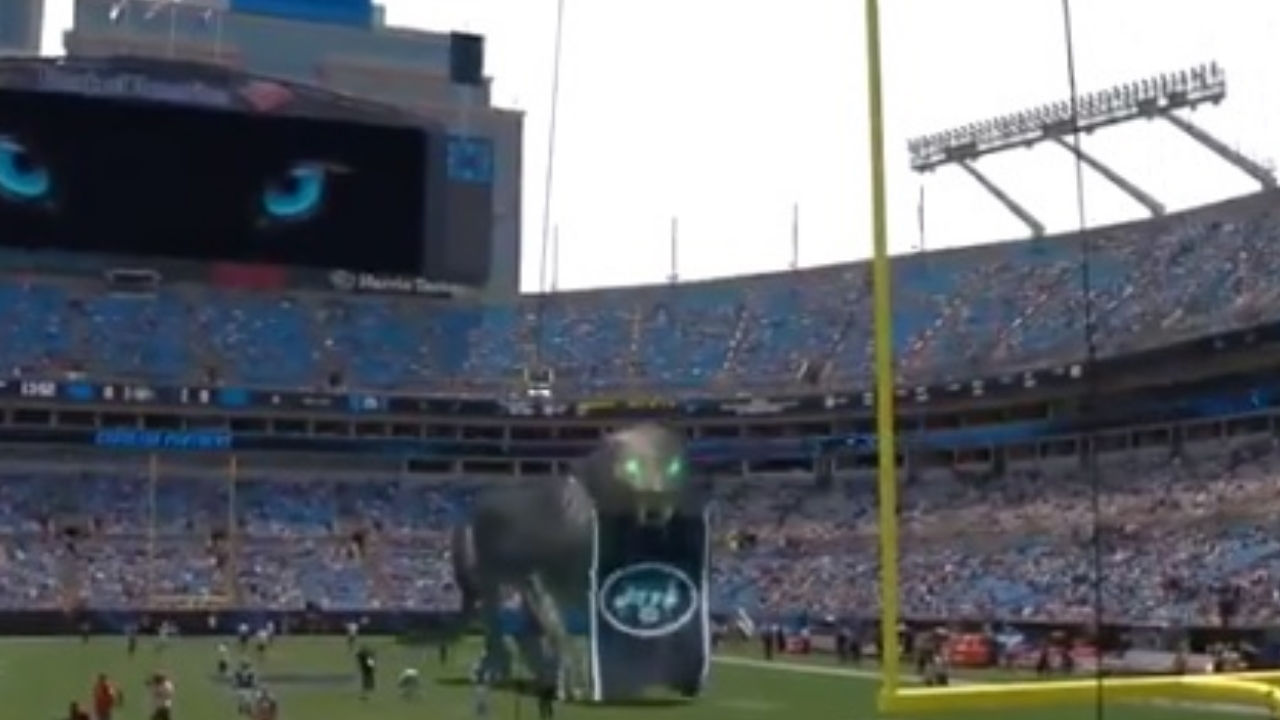 Carolina Panthers' video game-themed schedule release gets rave reviews