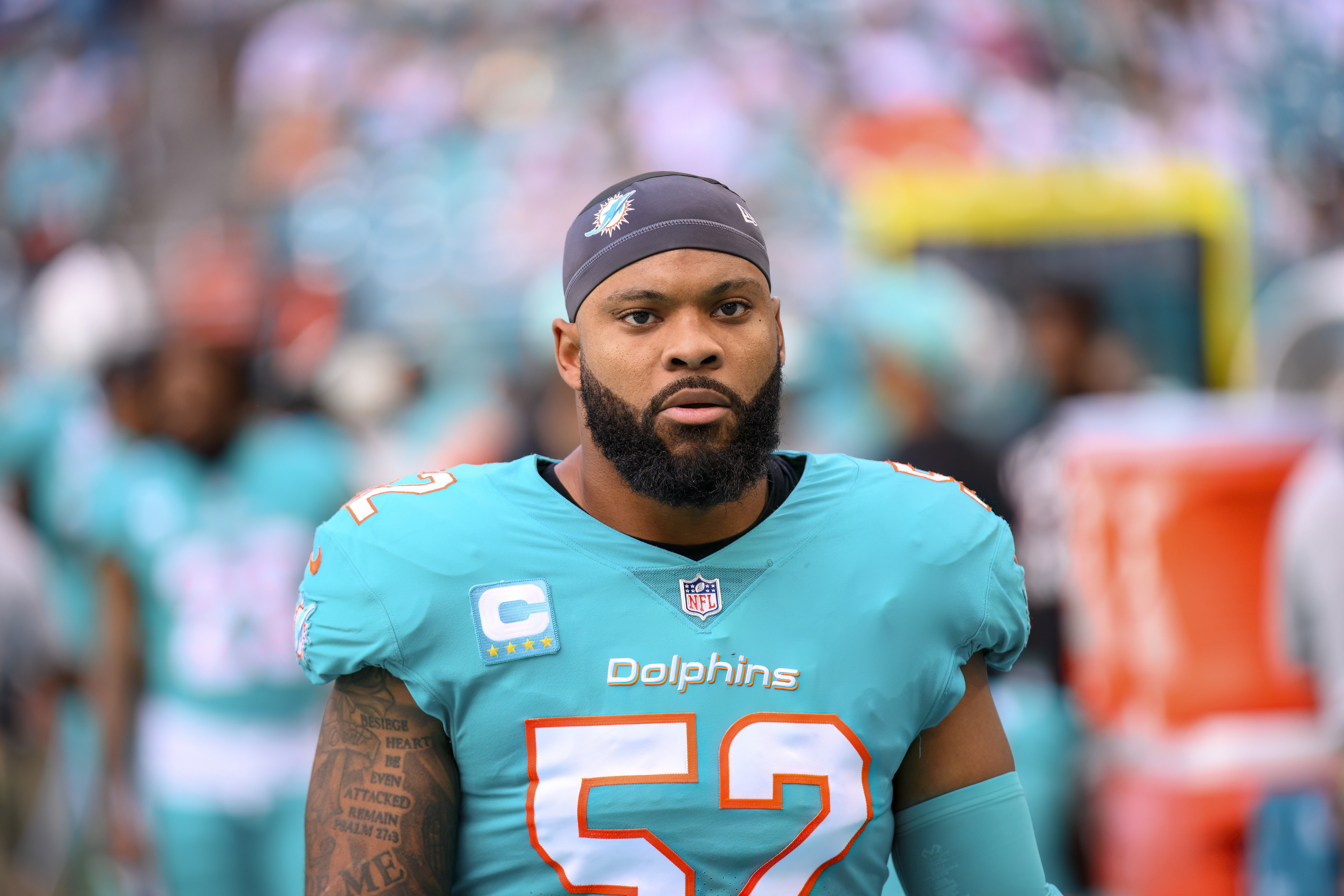 Steelers to sign Dolphins LB Elandon Roberts – WPXI