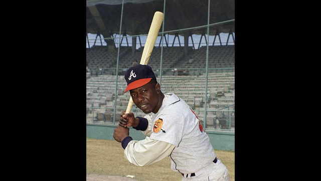 Hank Aaron: Baseball icon and civil rights activist dies aged 86, Baseball  News