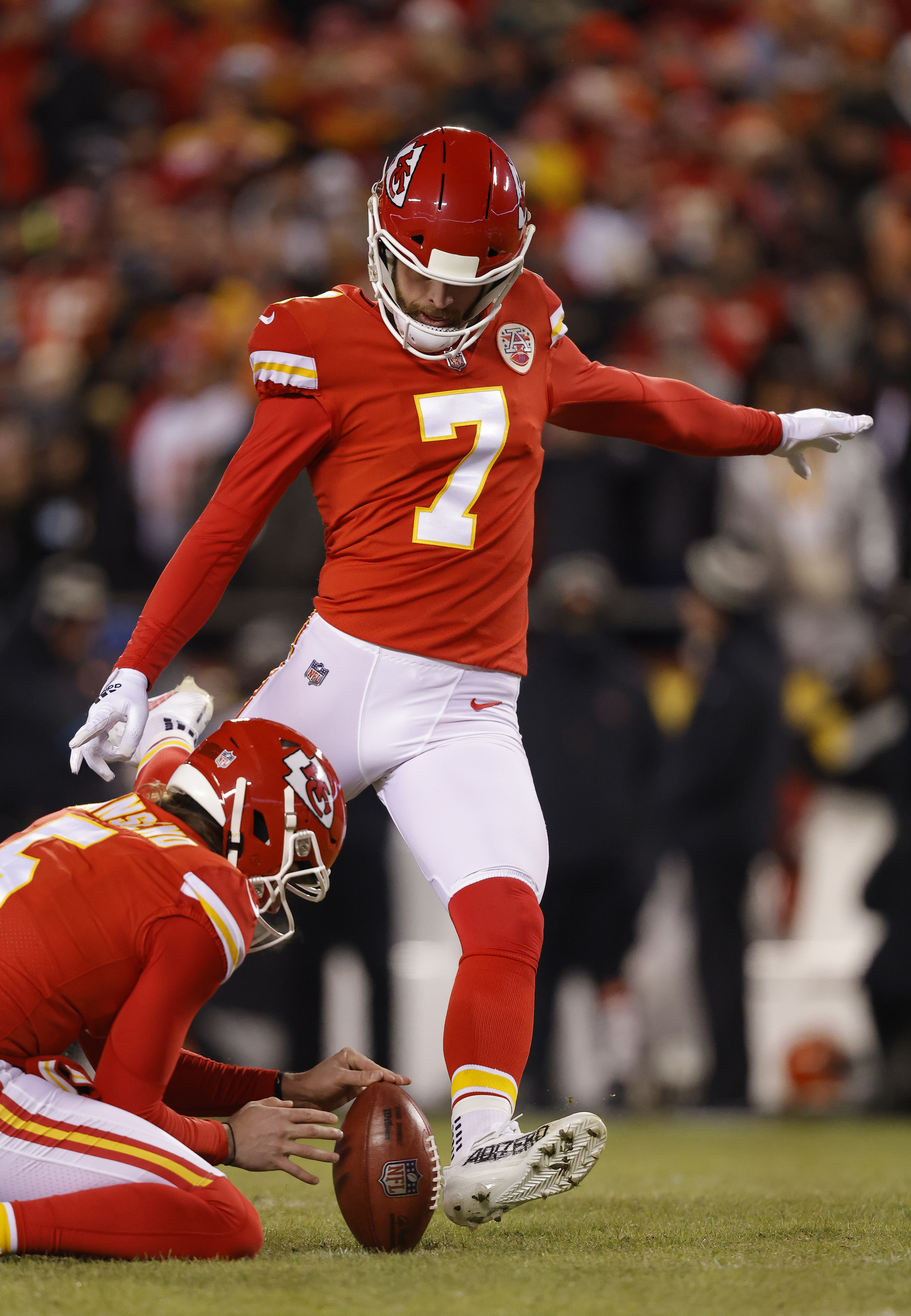 Chiefs beat Bengals in AFC title game after late penalty sparks winning  field goal