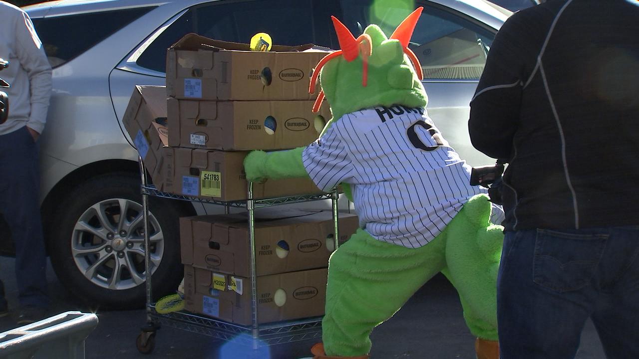 Charlotte Knights give out turkeys to area non-profits for ninth year