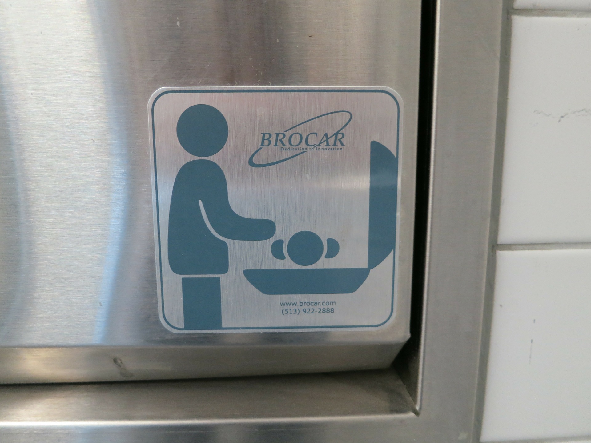brocar baby changing station