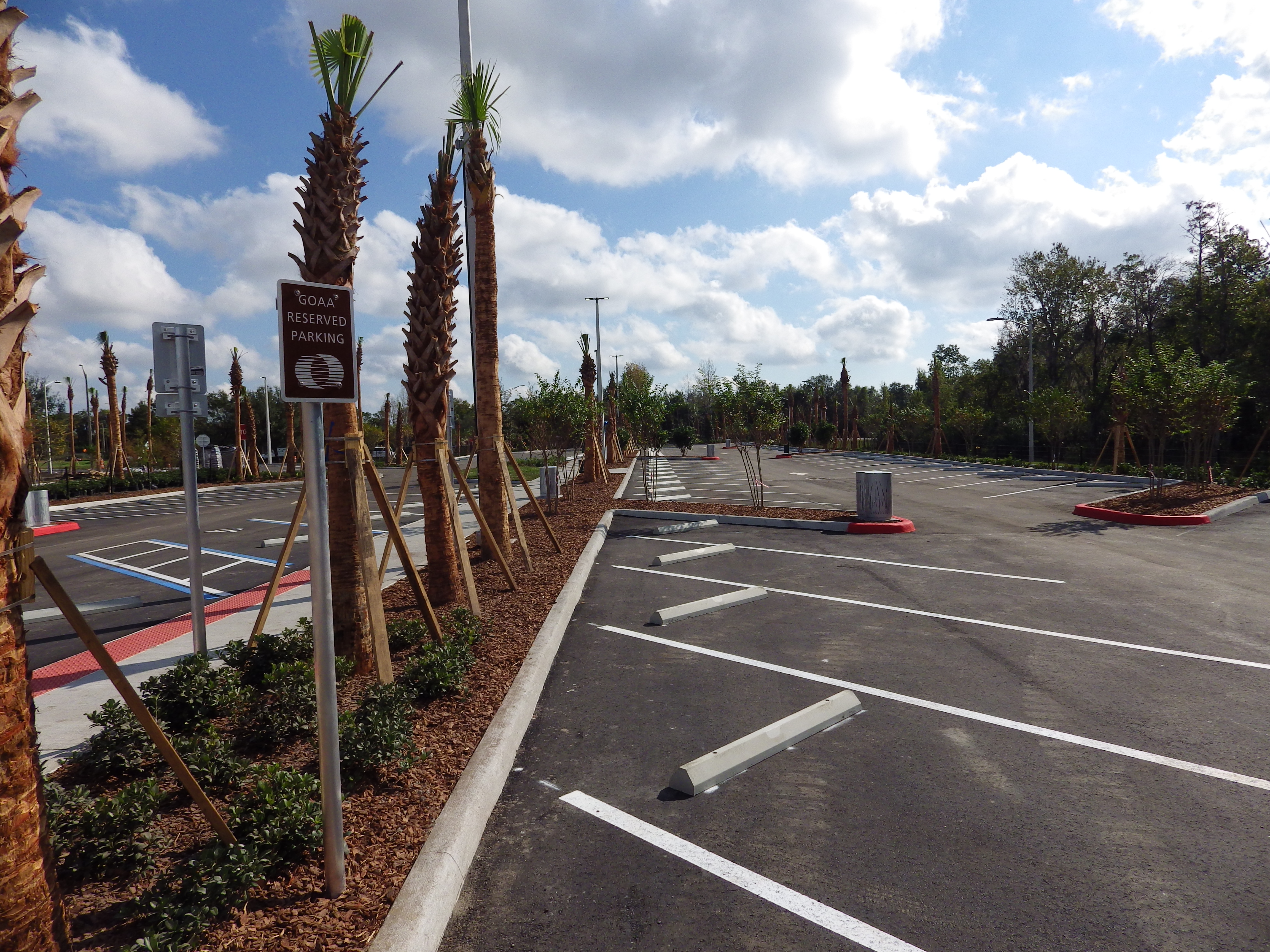 New cell phone lot opens at Orlando International Airport. WDBO