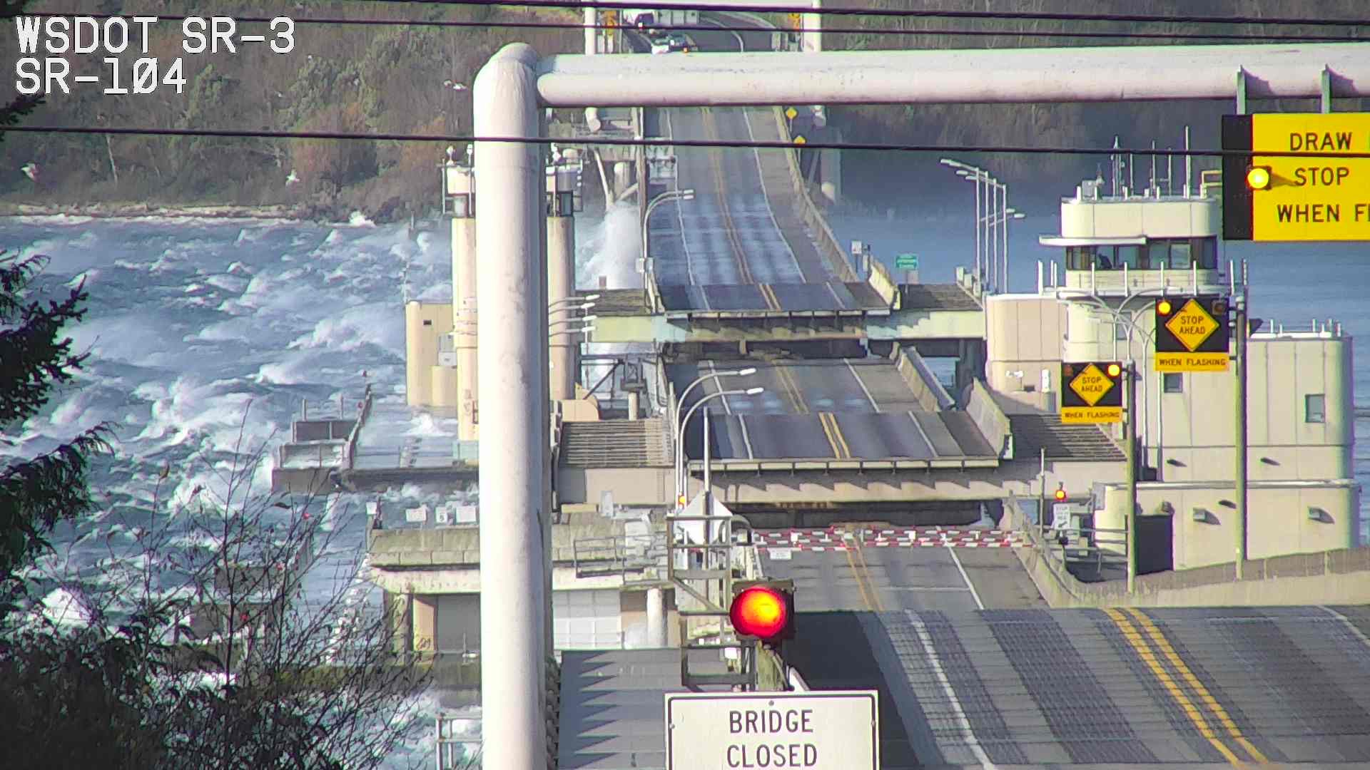 SR 104 at the Hood Canal Bridge reopens after high winds shut down
