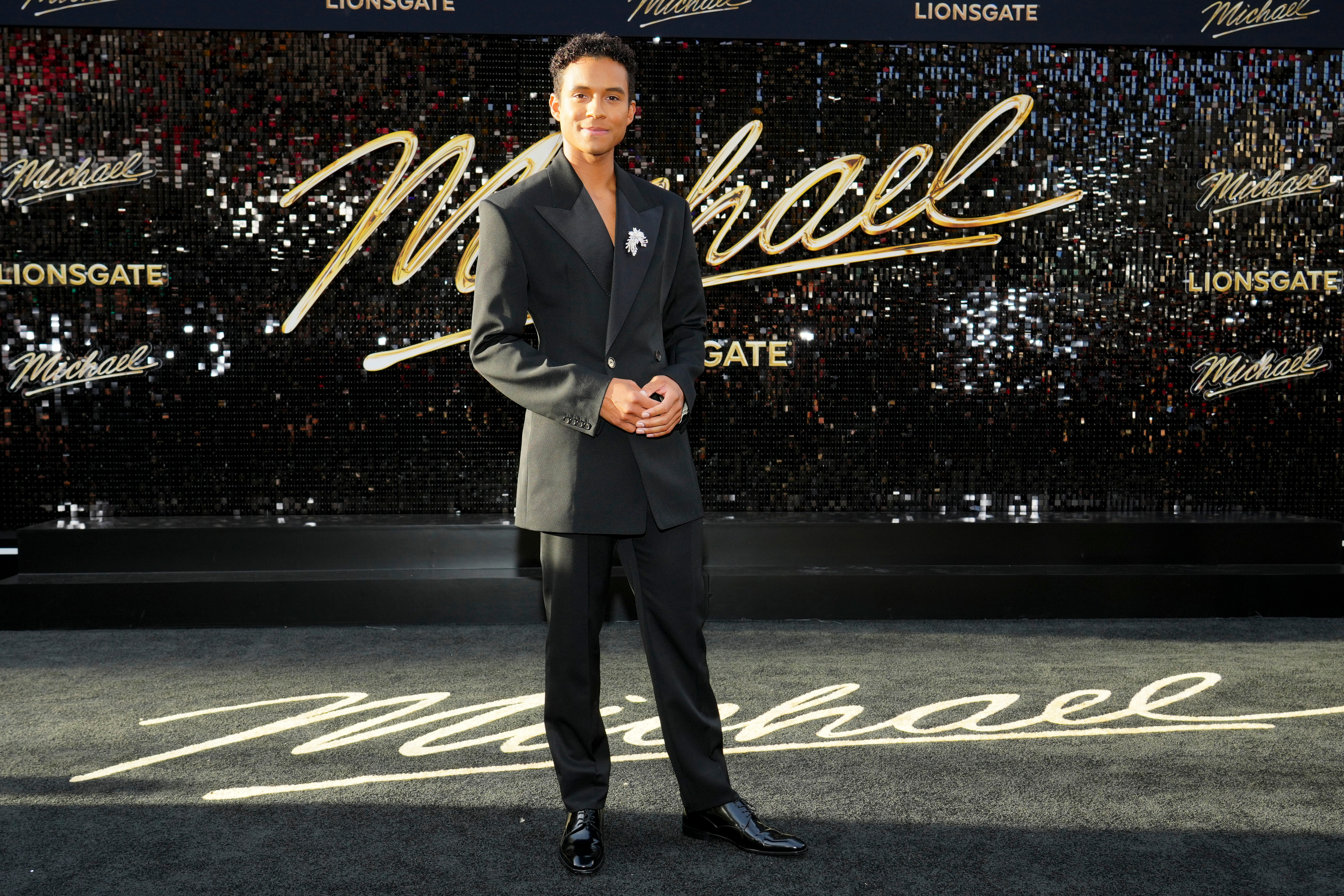 Michael' dances back to 1st place at the box office - KIRO 7 News Seattle Michael' dances back to 1st place at the box office - KIRO 7 News Seattle