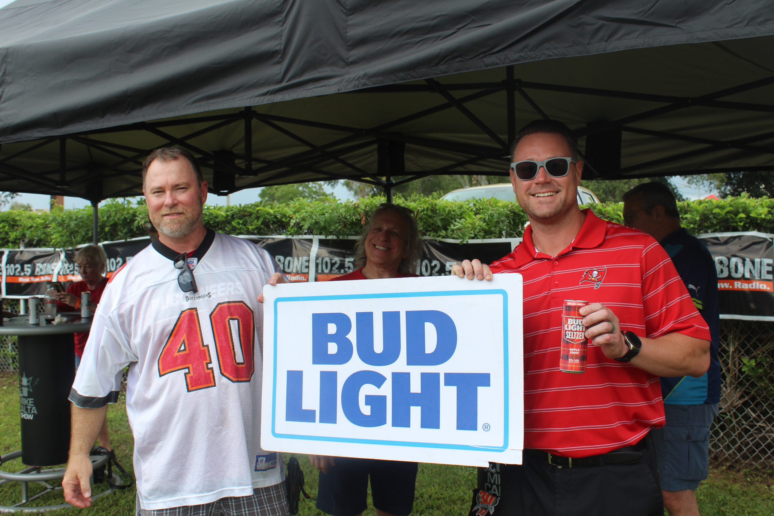 The Mike Calta Show - This is how you start a Tailgate Season …with Hall of  Famer and professional tailgater @warrensapp !! Great Food from  @grillandprovisions and of course #budlight !! @drinkbeertampa