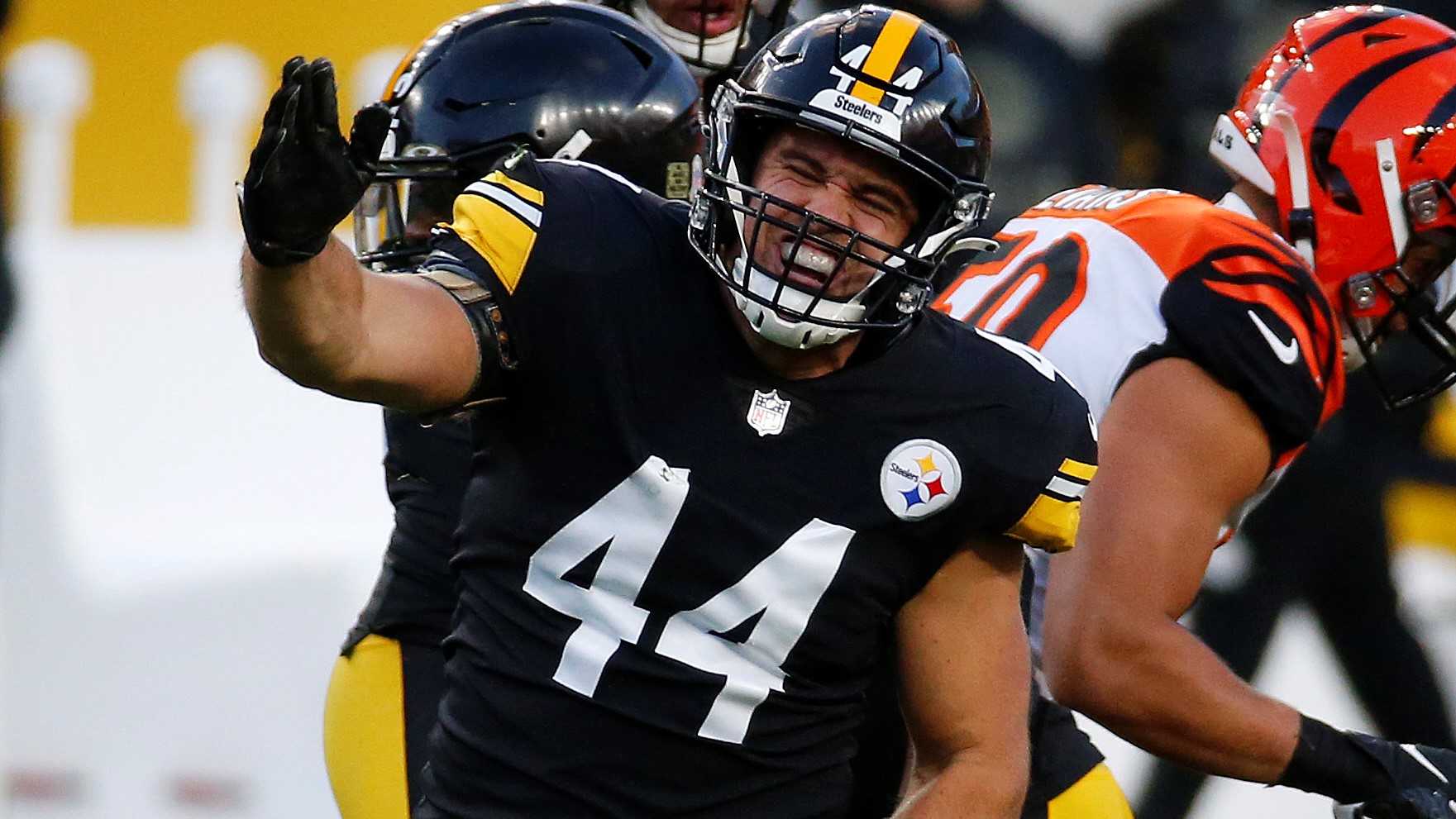 Pittsburgh Steelers fullback Derek Watt (44) celebrates his one