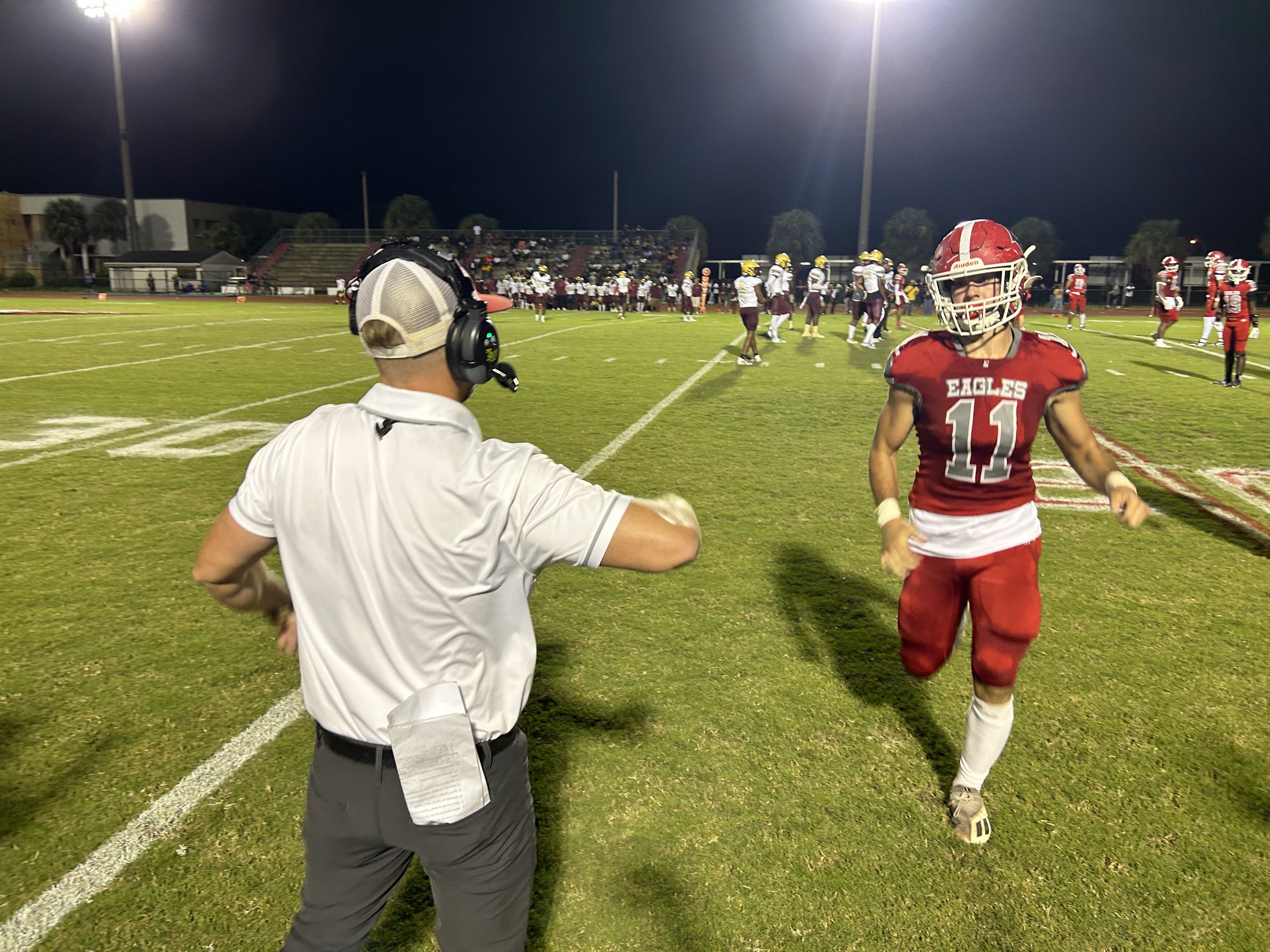 Monday Night Football: Buccaneers host Eagles for matchup of unbeaten teams  tonight on Channel 9 – WFTV