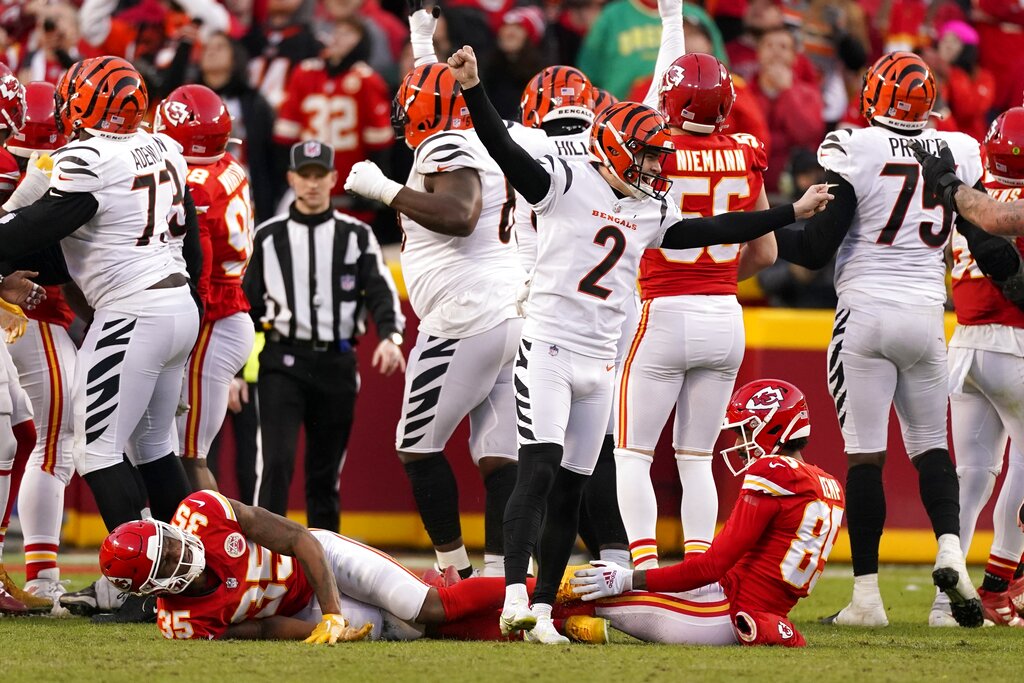 Chiefs fall to Bengals in overtime, 27-24, as Cincinnati punches Super Bowl  ticket