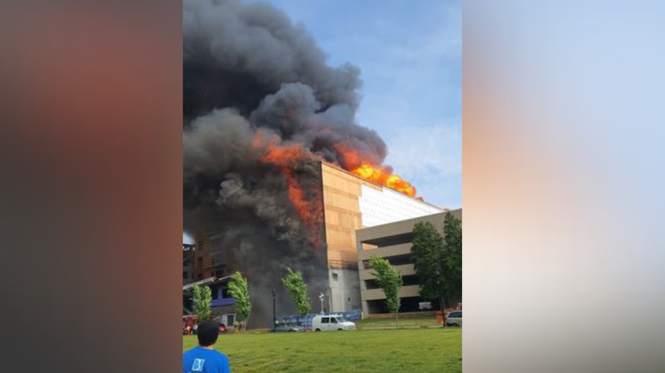 Massive fire in South Park area of Charlotte