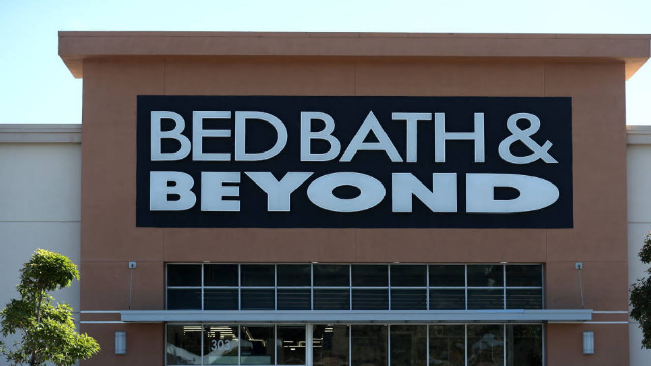 Bed Bath & Beyond reopening 600 US, Canadian stores, restoring 11K