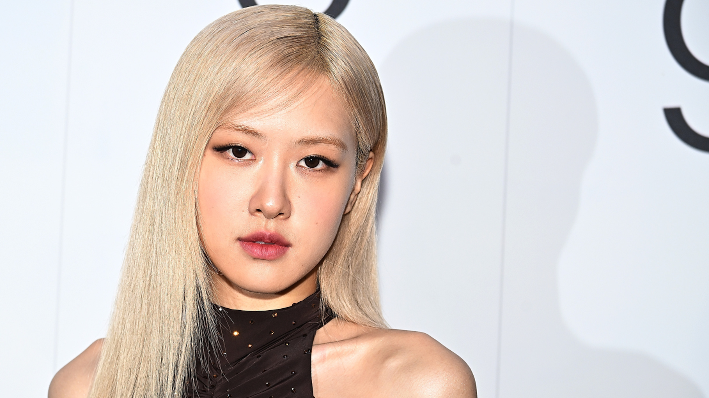 BLACKPINK's Rosé releases new single, 'number one girl' – B98.5 FM