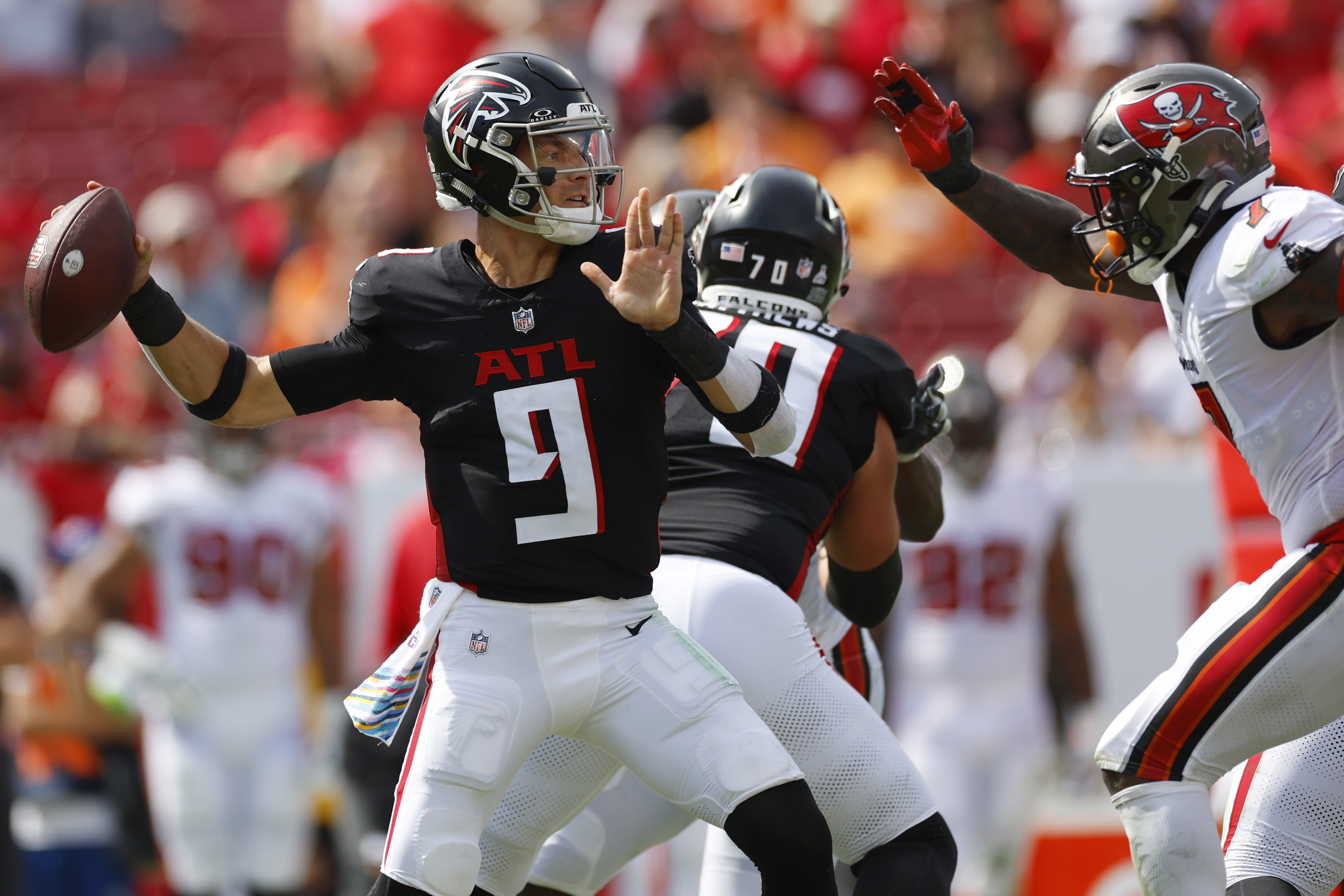 Falcons to wear fan-favorite red helmet for three games in 2023