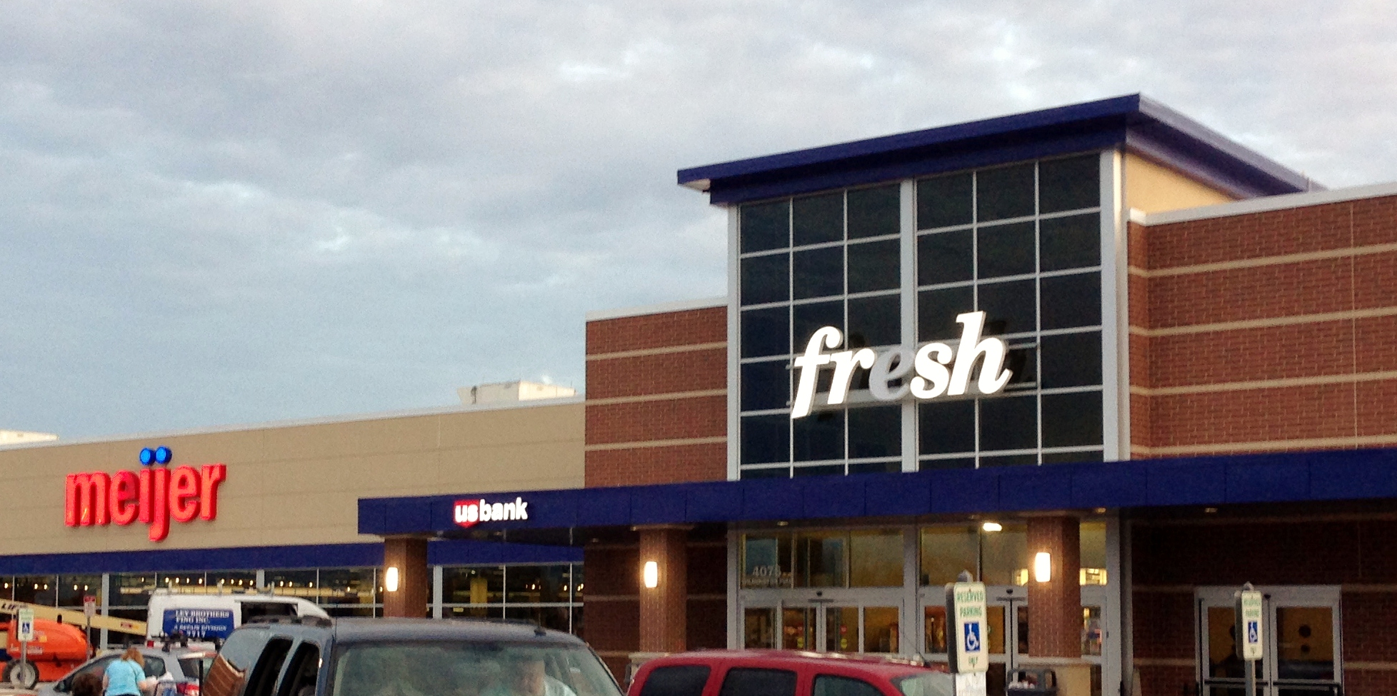 Shop With A Bengal - Meijer