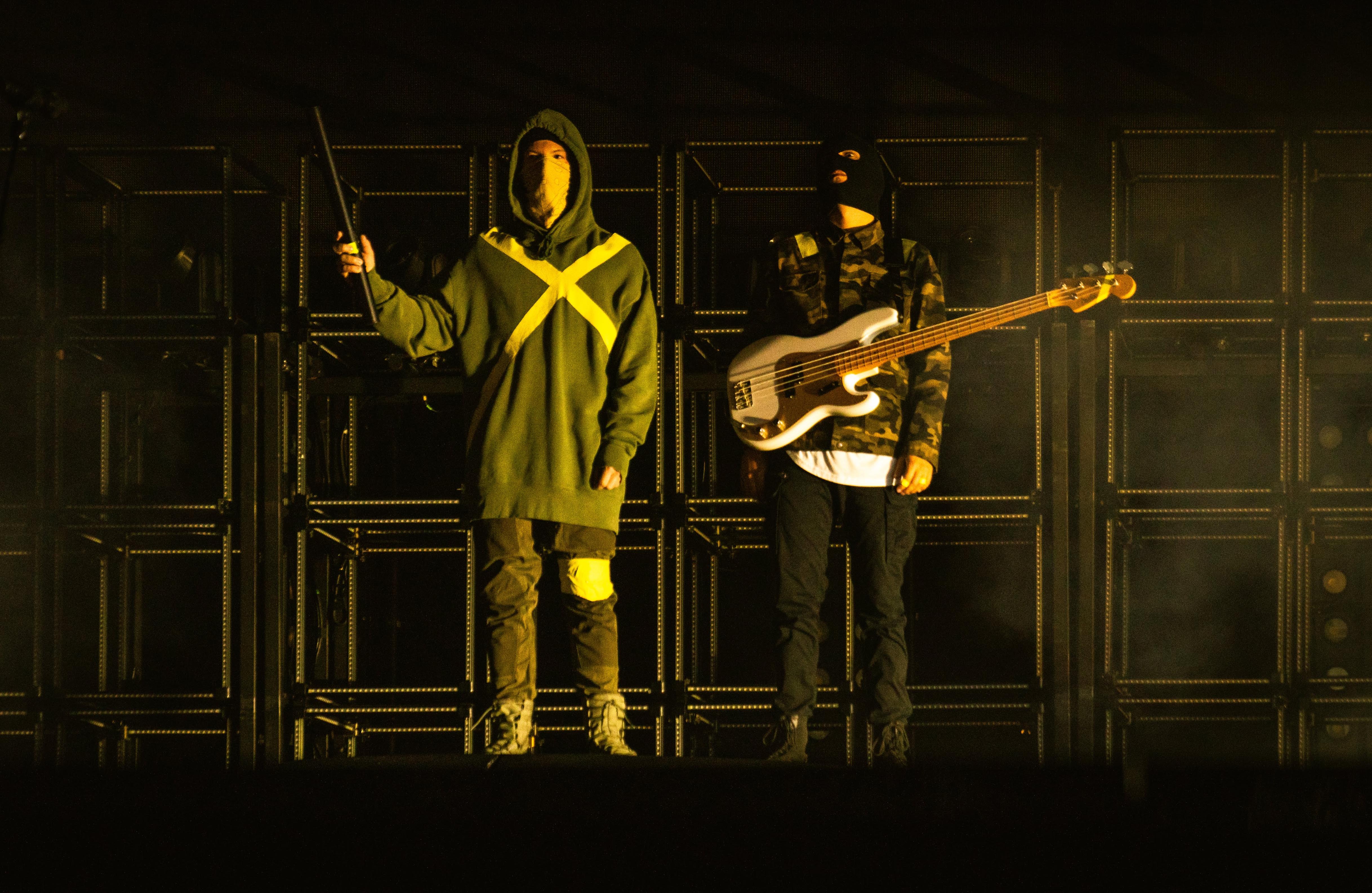 Twenty One Pilots Drop New Song ‘Level Of Concern’, Proceeds To Benefit ...