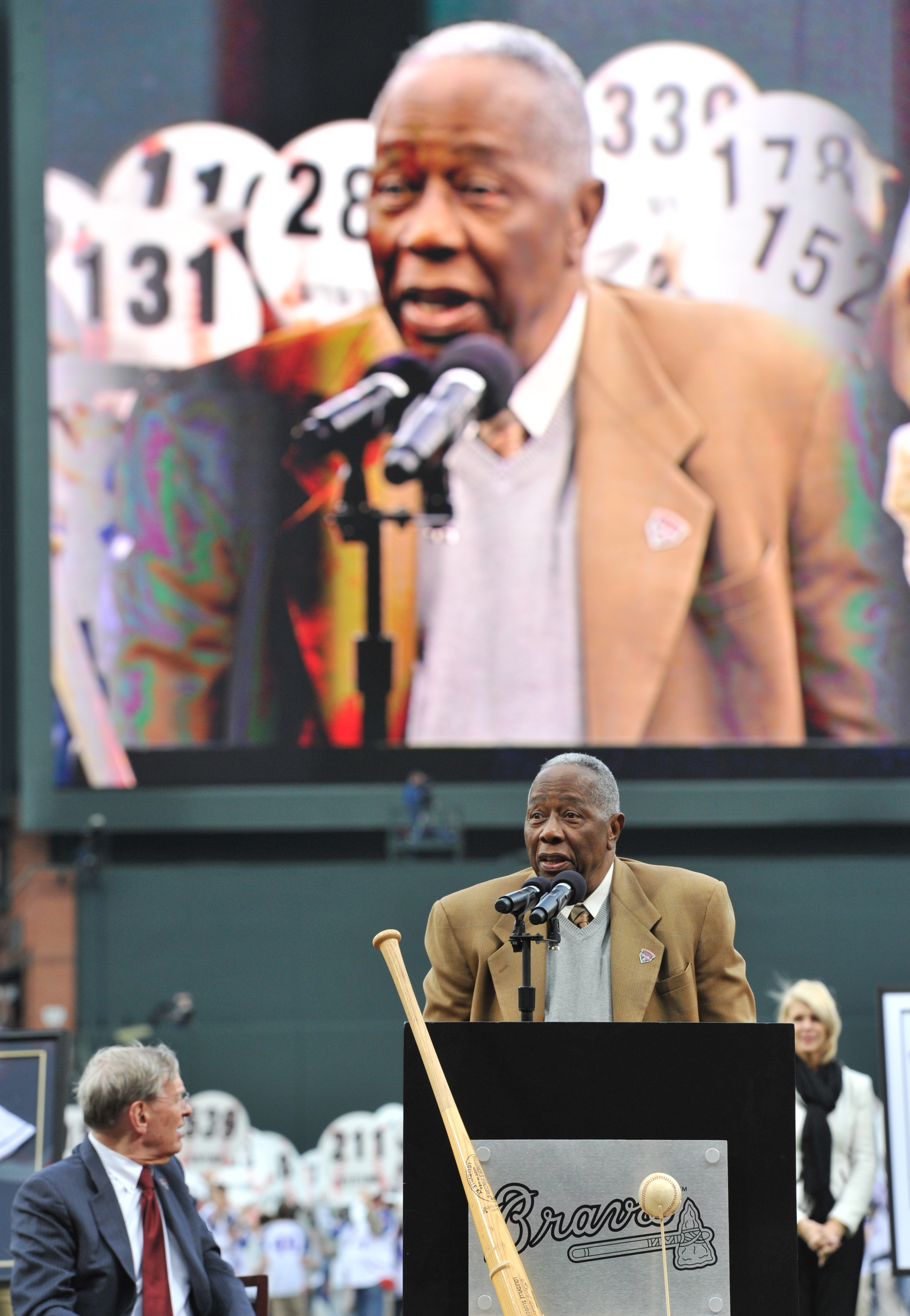 Hammerin' Hank Aaron: A look back at his career and accomplishments –  WSB-TV Channel 2 - Atlanta