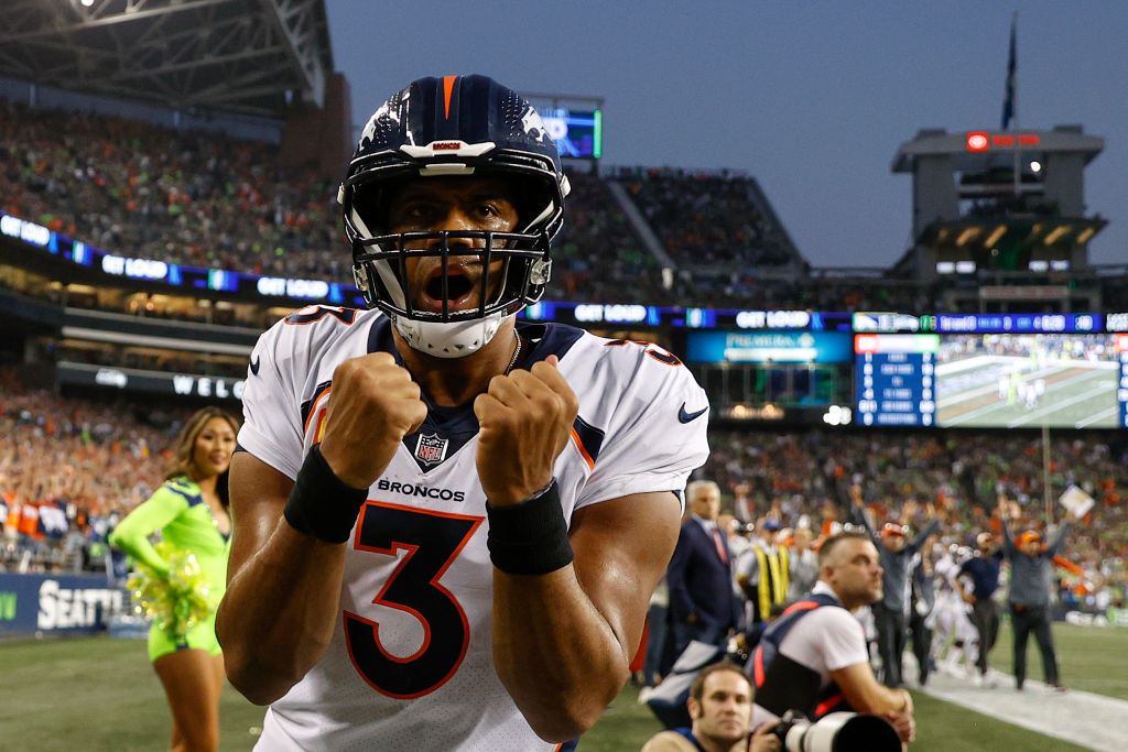 Seahawks survive Russell Wilson's return, top Broncos 17-16 National News -  Bally Sports