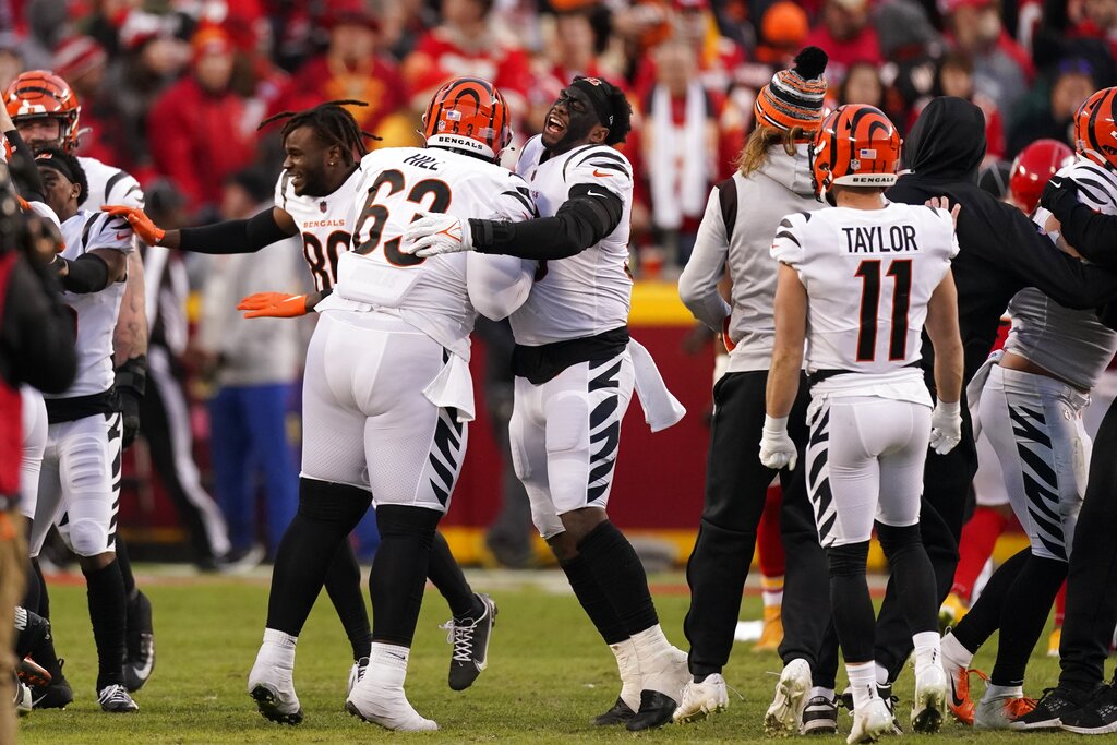 Chiefs fall to Bengals in overtime, 27-24, as Cincinnati punches Super Bowl  ticket