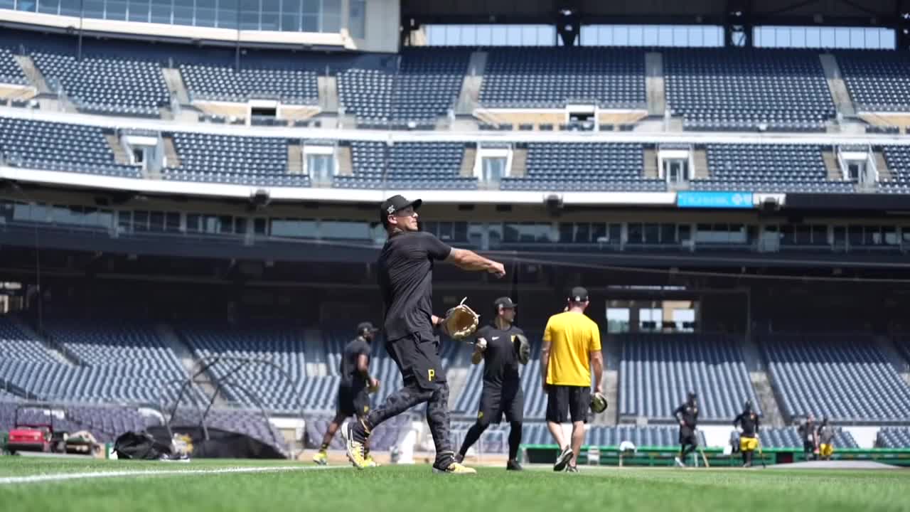 Pirates’ schedule frontloaded with challenges WPXI