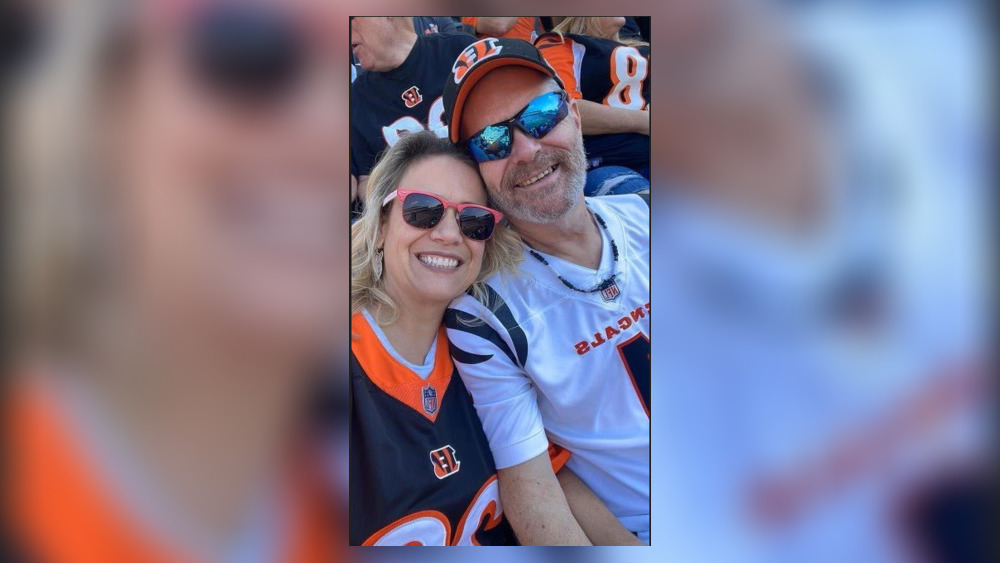 They're great fans, I love them;' Bengals fans gather in Kansas City before  Sunday's playoff game – WHIO TV 7 and WHIO Radio