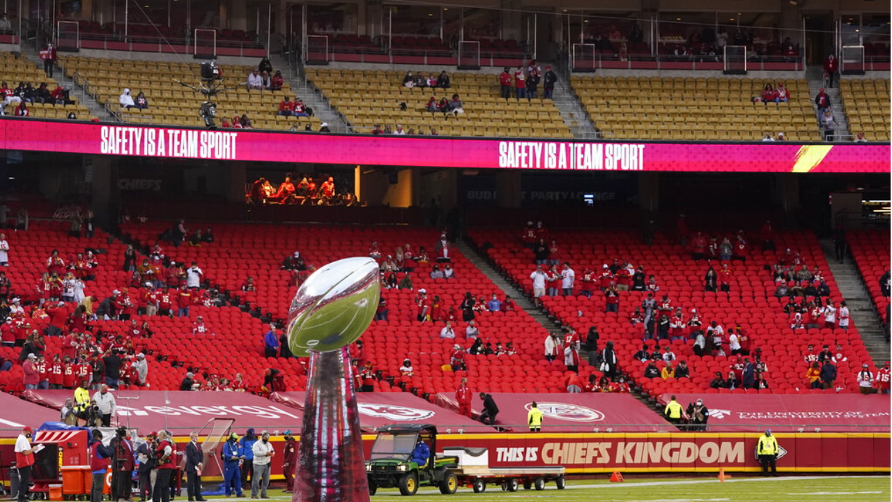 NFL season kicks off with nod to social injustice at Chiefs-Texans