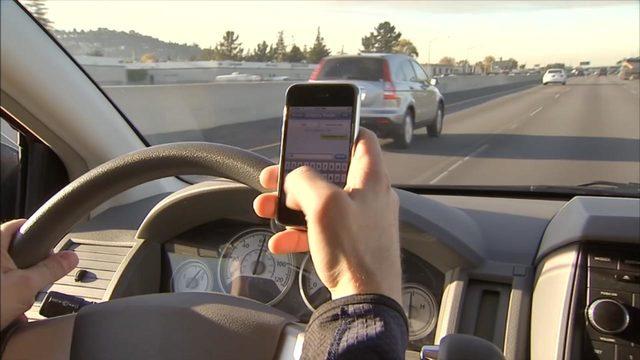 Washington drivers ranked 4th most distracted in the country, according to report