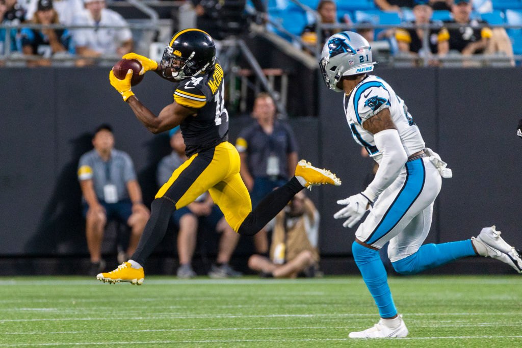 Darnold throws 2 TDs, Panthers smother Steelers backups 34-9