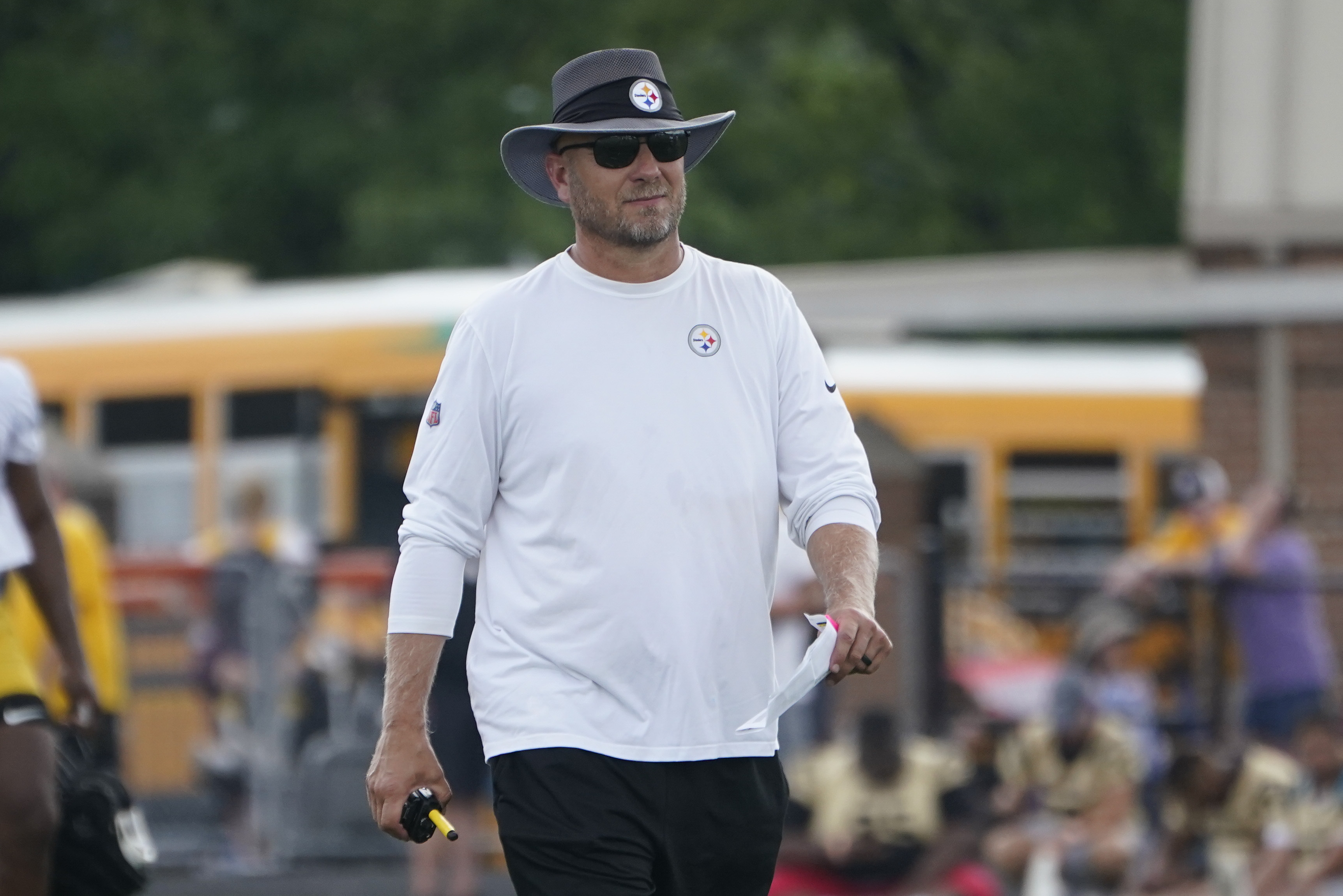 Get Out of Pittsburgh': Fan Hires Actor to Send Pittsburgh Steelers OC Matt  Canada Crude Message - Sports Illustrated Pittsburgh Steelers News,  Analysis and More