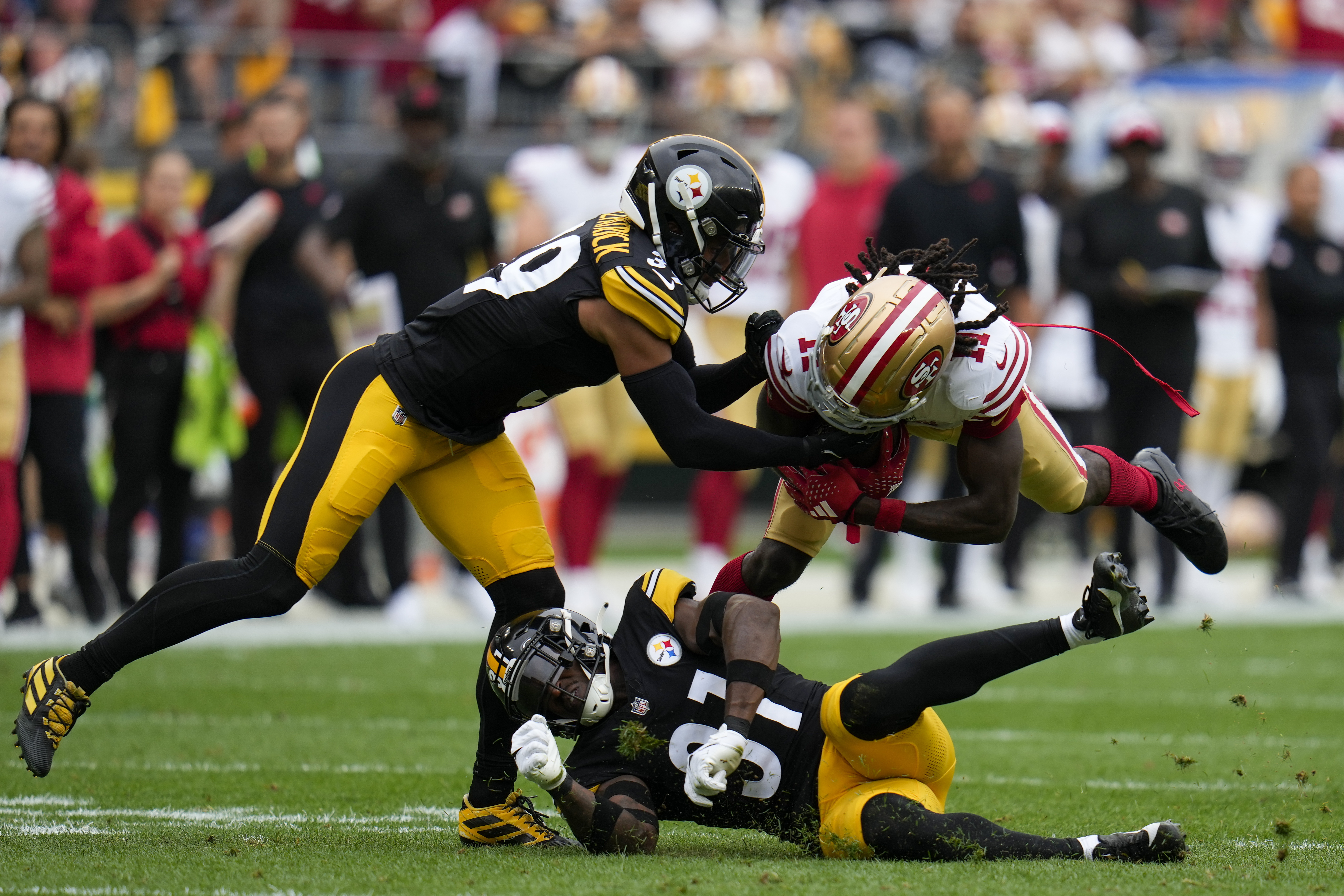 Steelers fall to 49ers in opener