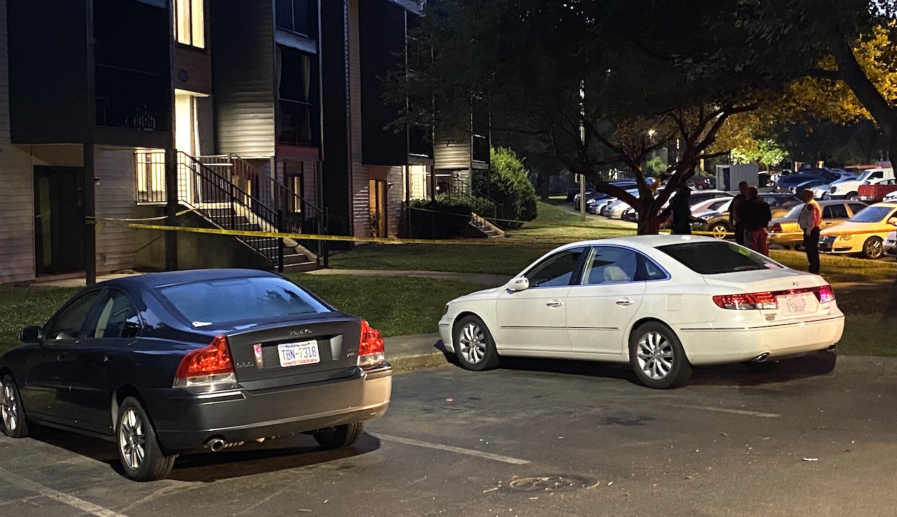 Police Investigating Homicide After Man Found Dead Inside Mint Hill Apartment Wsoc Tv
