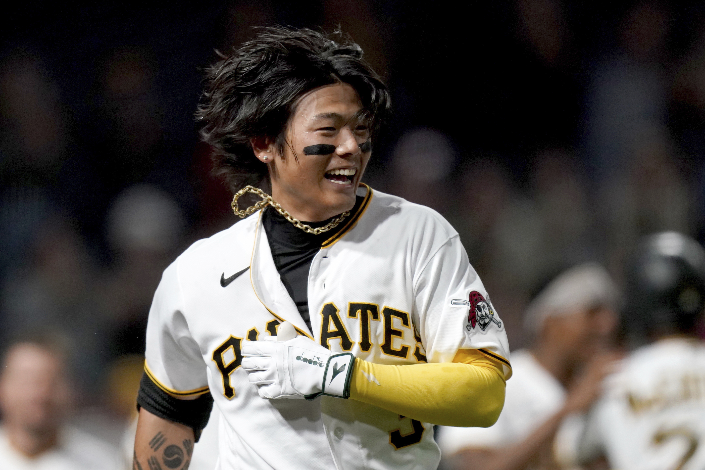 Pirates activate Ji Hwan Bae from injured list, option Jared Triolo to  Triple-A