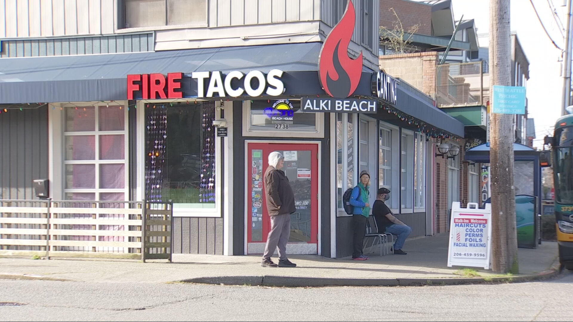 Popular West Seattle taco shop hit in break-in – KIRO 7 News Seattle