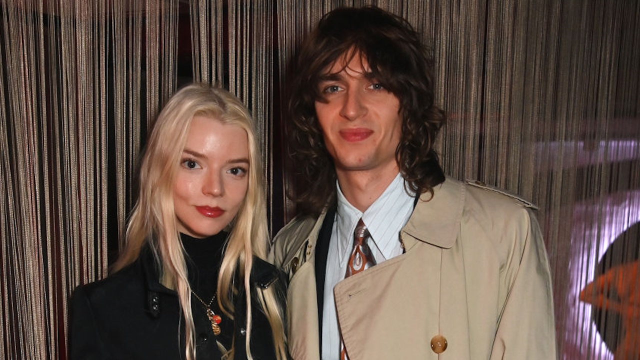 Da'Vine Joy Randolph, YOU DID THAY! 👏🏾. Congratulations on your best  supporting actress award. You for sure earned it! #oscars  #davinejoyrandolph #redcarpet, image size:1280x720