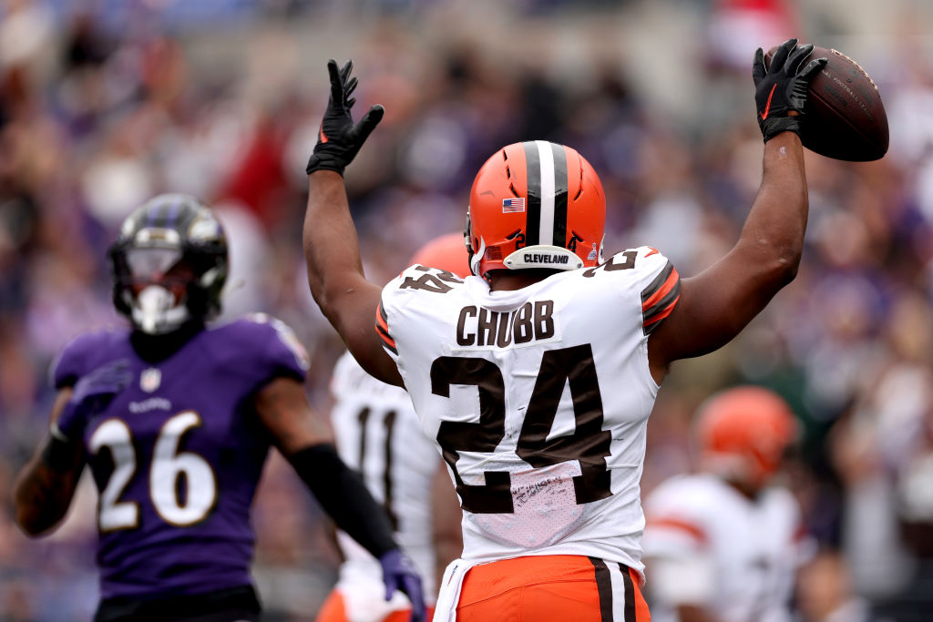 Browns star Nick Chubb suffers another severe knee injury, expected to miss  rest of NFL season - CBS News