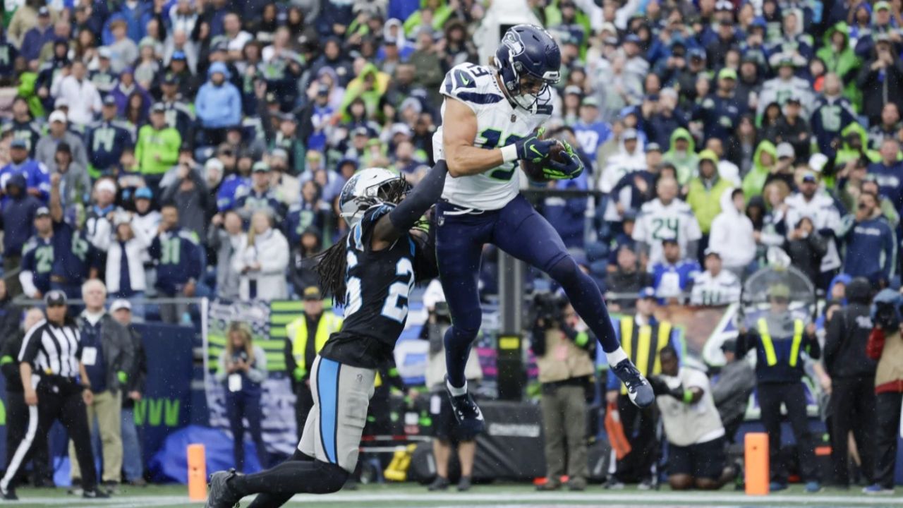 Big Plays: Seattle Seahawks pull away late to beat Panthers 37-20