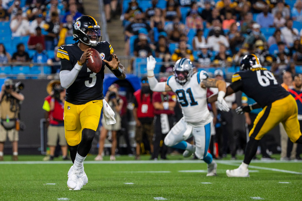 Darnold throws 2 TDs, Panthers smother Steelers backups 34-9 - The