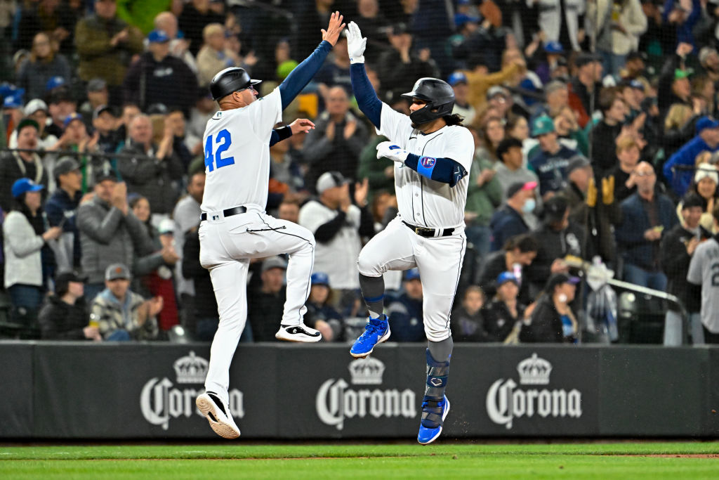 Rodríguez, Suárez spark Mariners to 9-2 win over Rockies - The Columbian