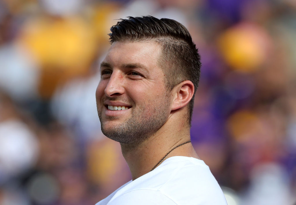 Rumor Tim Tebow Might Be Dating Miss Universe 2017! - 95 ...