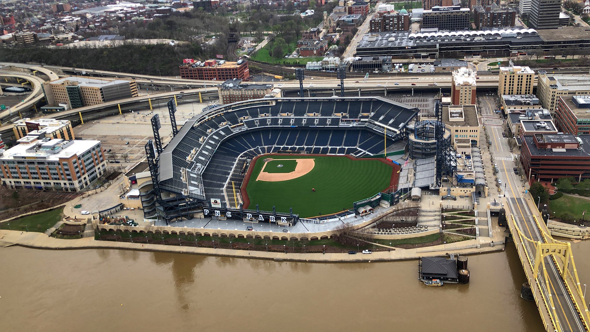 Pirates reportedly set to spend more than $10 million on retail stores,  concessions at PNC Park - CBS Pittsburgh