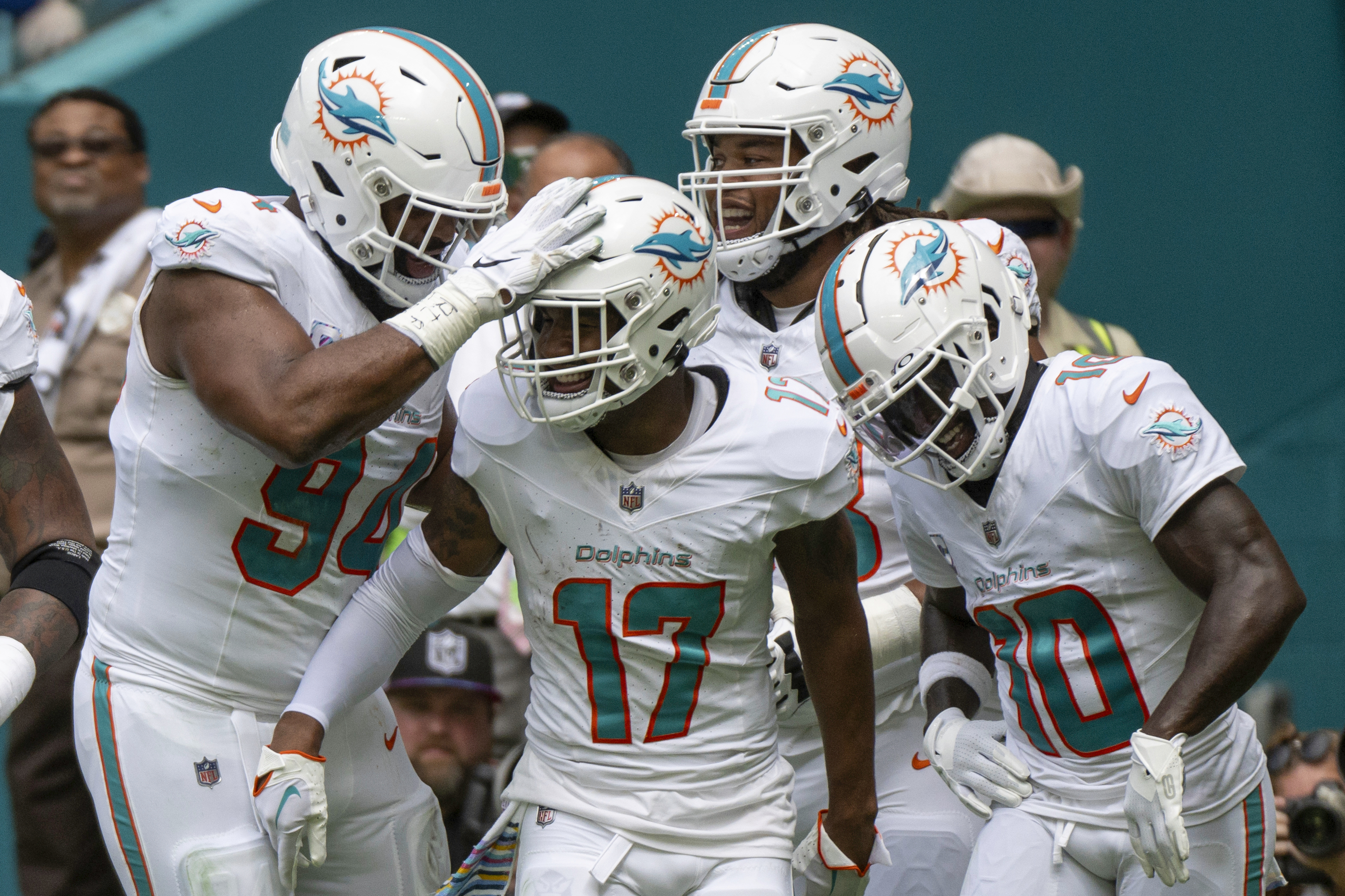 Cleveland Browns vs. Miami Dolphins FREE LIVE STREAM (11/13/22