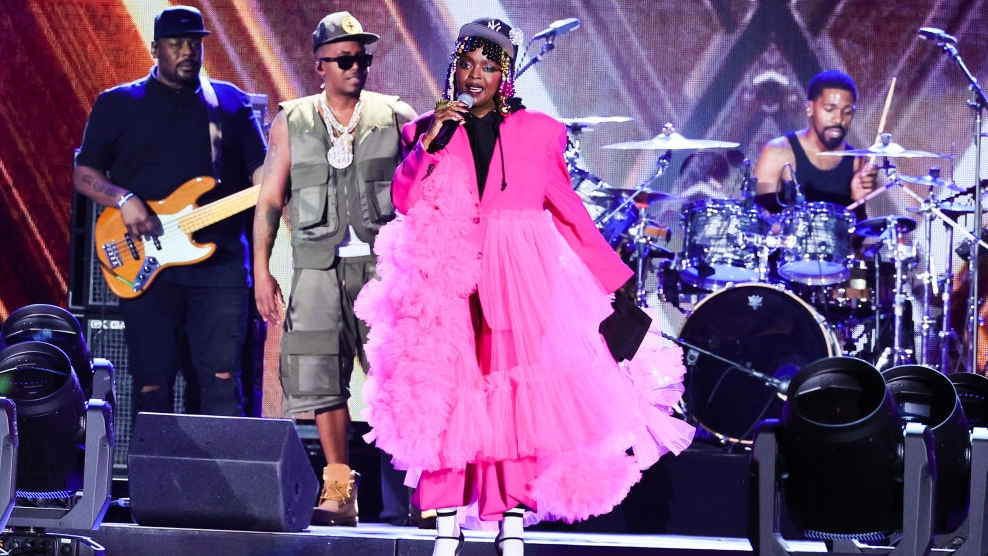 Lauryn Hill announces 'Miseducation' 25th anniversary tour
