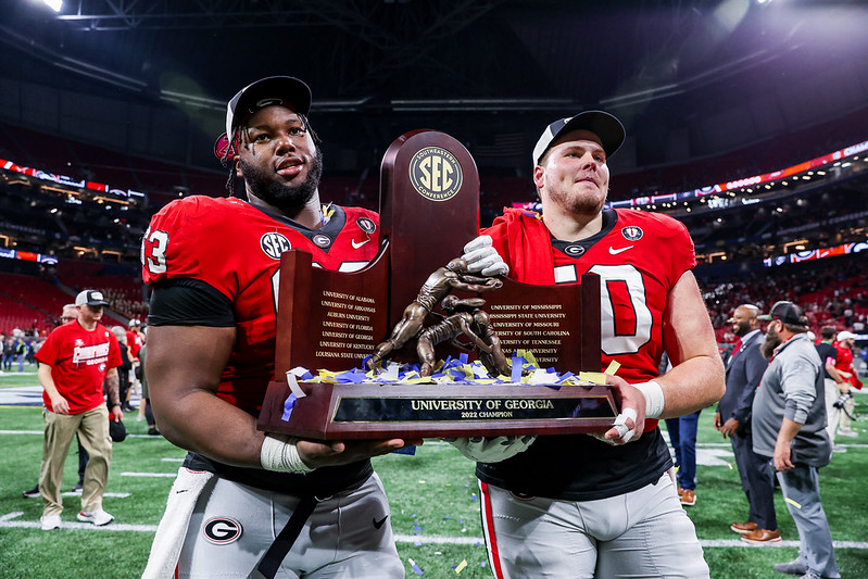 Bowers, Starks among 4 1st-teamers from No. 1 Georgia on preseason AP All-America  team