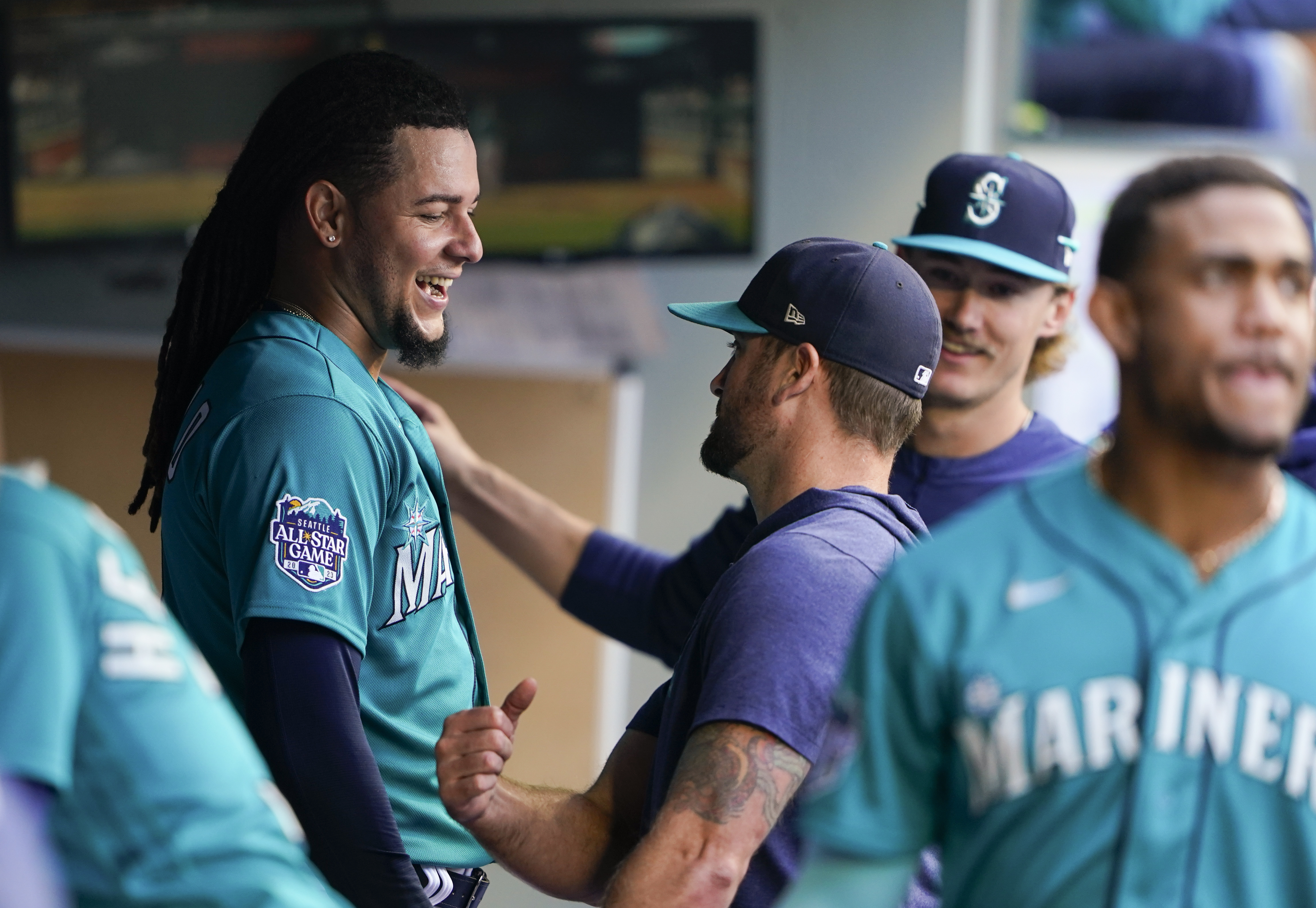 Raleigh, France lead Mariners to 9-3 victory over Tigers