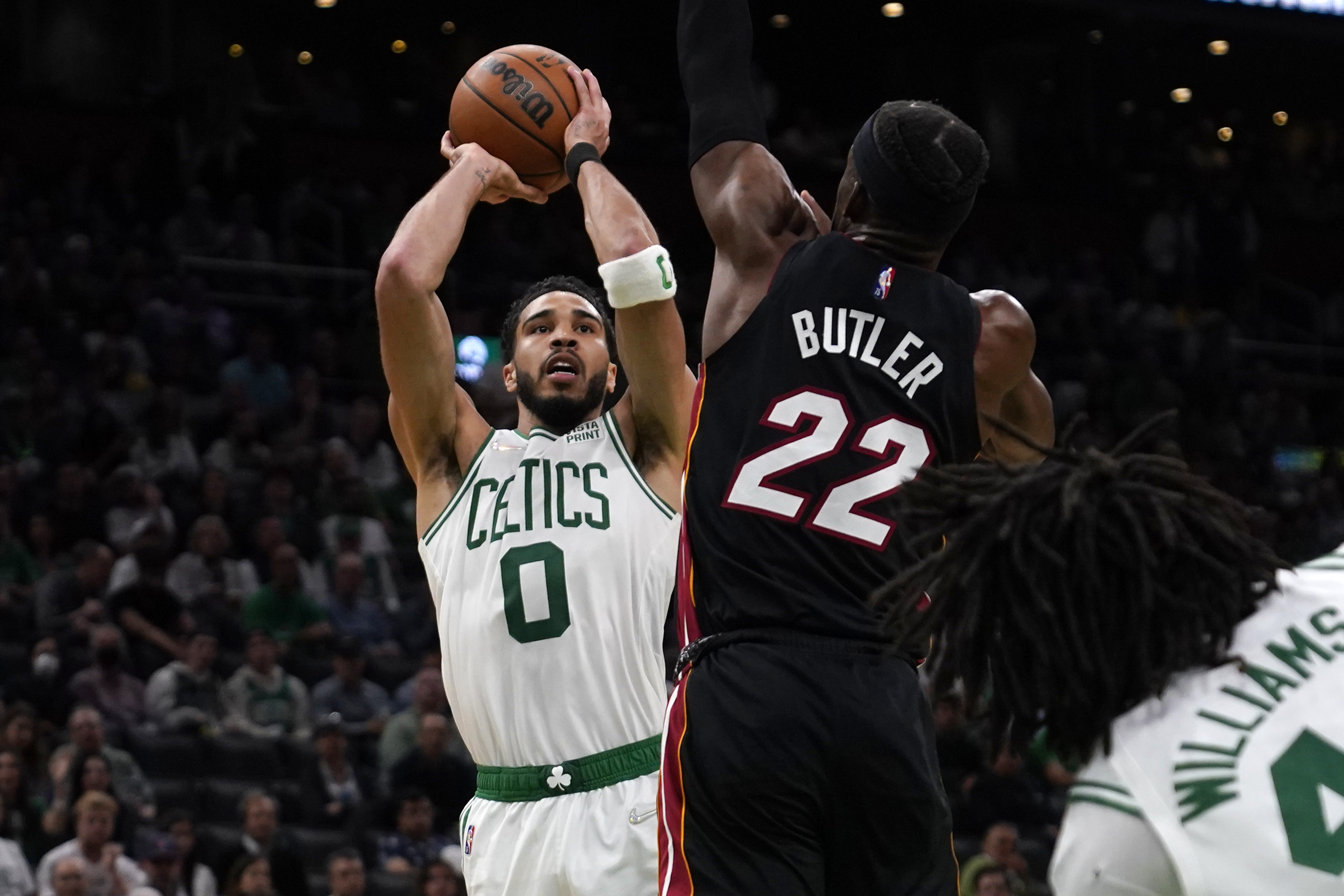 Photos: Bulls beat Wizards 102-82